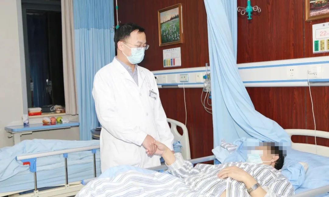 醫(yī)者仁心，大愛(ài)無(wú)疆——患者寫(xiě)感謝信向骨科住院部醫(yī)護(hù)致謝